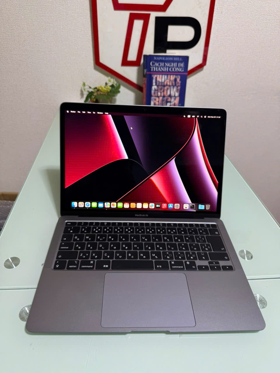 Macbook Air 2022 Midnight Black (PIN 100%) / Apple M2 / RAM